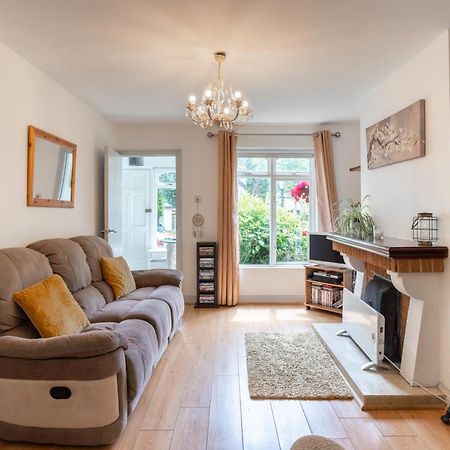 בלסינגטון Three-Bedroom Home In Tulfarris Village, Wicklow מראה חיצוני תמונה