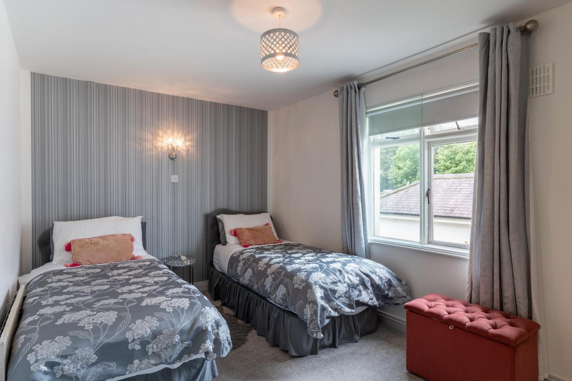 בלסינגטון Three-Bedroom Home In Tulfarris Village, Wicklow מראה חיצוני תמונה