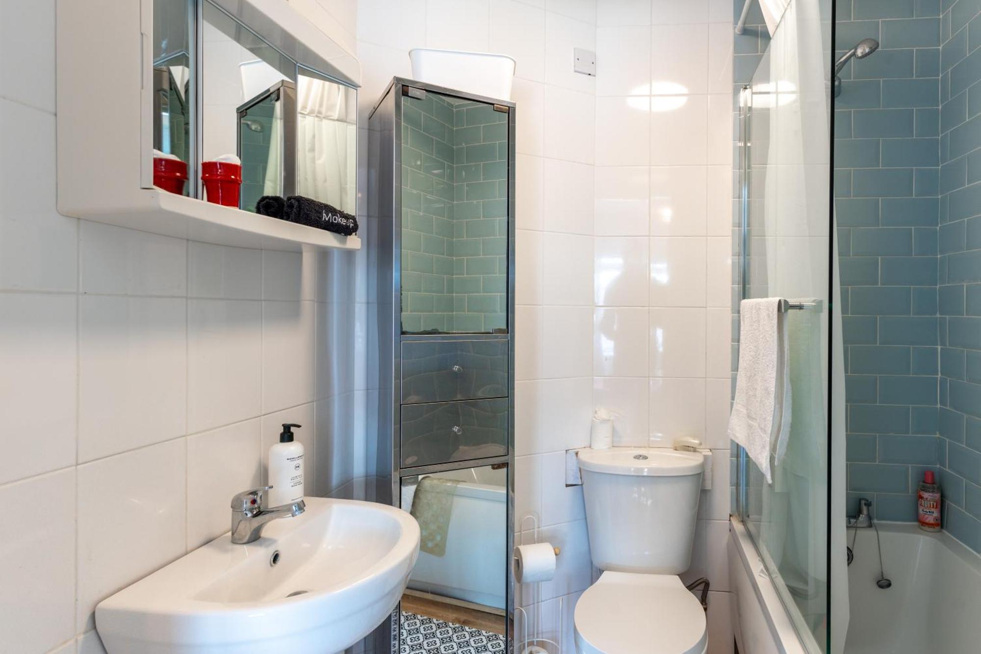 בלסינגטון Three-Bedroom Home In Tulfarris Village, Wicklow מראה חיצוני תמונה