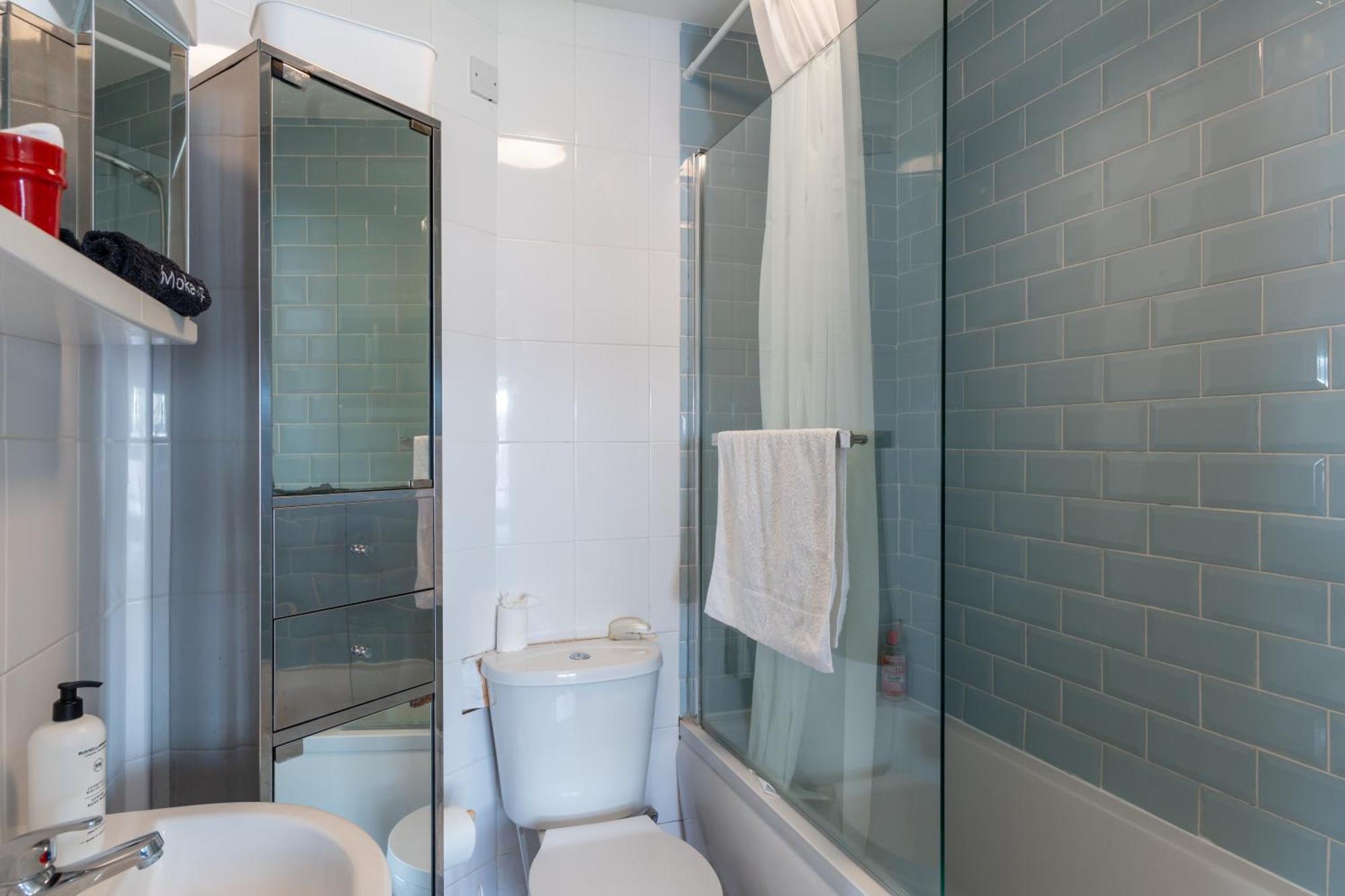 בלסינגטון Three-Bedroom Home In Tulfarris Village, Wicklow מראה חיצוני תמונה